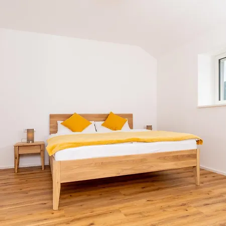 Hartl * Spitz an der Donau