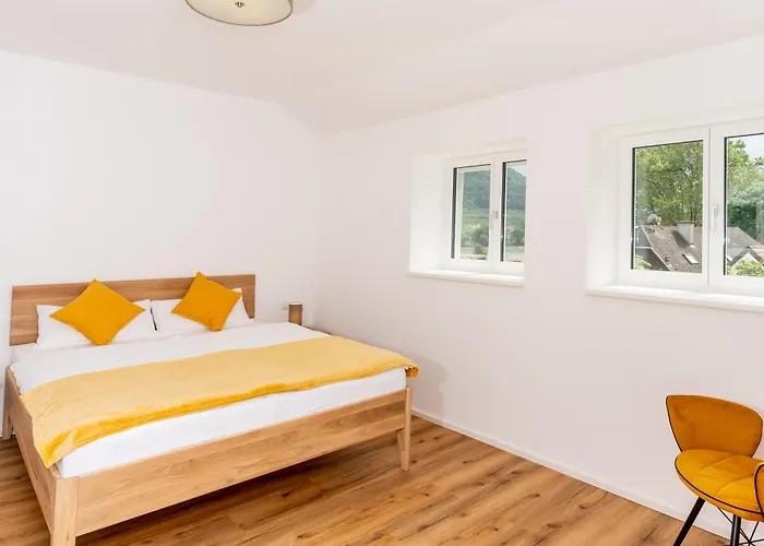 Hartl * シュピッツ